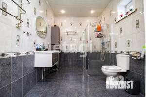 Дом 200м&sup2;, 2-этажный, участок 14 сот.  