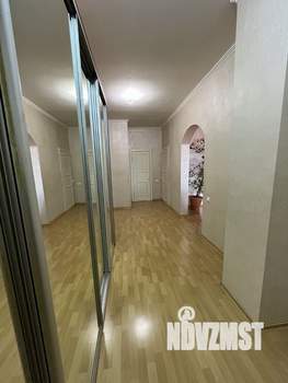 Дом 337м&sup2;, 2-этажный, участок 12 сот.  