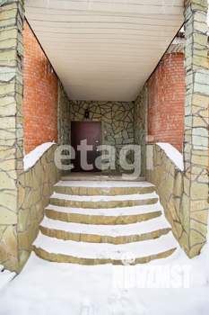 Дом 425м&sup2;, 3-этажный, участок 8 сот.  