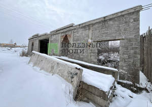 Дом 200м&sup2;, 2-этажный, участок 10 сот.  