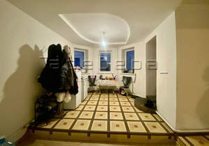 Дом 237м&sup2;, 3-этажный, участок 10 сот.  