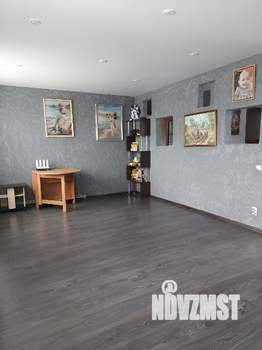 Коттедж 215м², 3-этажный, участок 8 сот.  