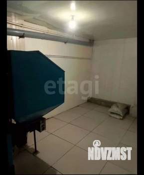 Дом 320м&sup2;, 3-этажный, участок 10 сот.  