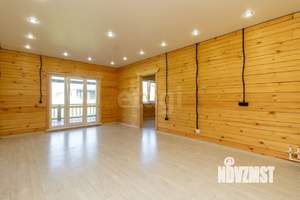 Дом 180м&sup2;, 2-этажный, участок 6 сот.  