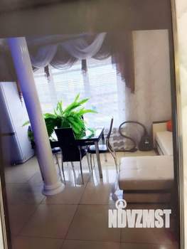 Коттедж 198м&sup2;, 3-этажный, участок 8 сот.  