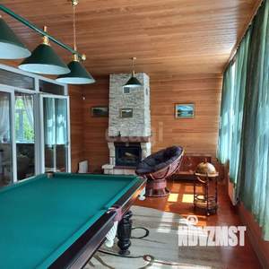 Дом 271м&sup2;, 3-этажный, участок 11 сот.  