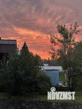 Дом 40м&sup2;, 2-этажный, участок 9 сот.  