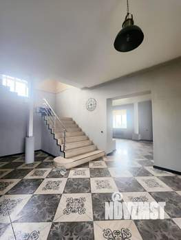 Дом 392м², 2-этажный, участок 8 сот.  