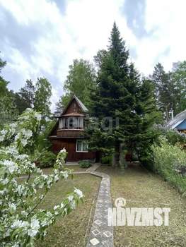 Дом 61м&sup2;, 2-этажный, участок 6 сот.  