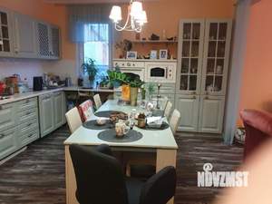 Дом 201м&sup2;, 3-этажный, участок 4 сот.  