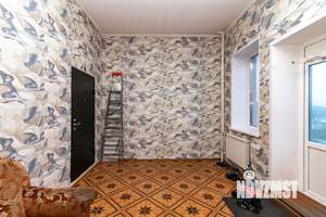 Дом 489м&sup2;, 2-этажный, участок 8 сот.  