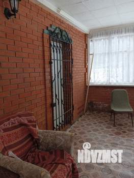 Дом 202м², 2-этажный, участок 10 сот.  