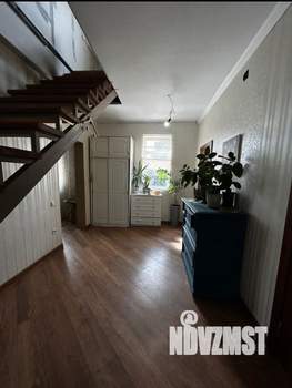 Дом 112м², 2-этажный, участок 10 сот.  