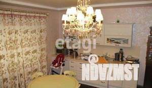 Дом 305м&sup2;, 3-этажный, участок 6 сот.  