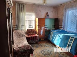 Дом 35м&sup2;, 2-этажный, участок 4 сот.  