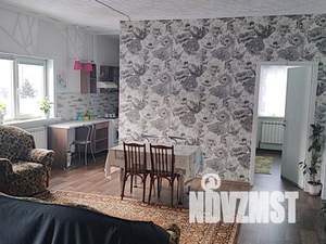 Коттедж 280м&sup2;, 2-этажный, участок 10 сот.  