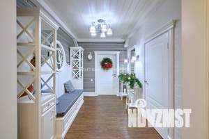 Коттедж 290м&sup2;, 2-этажный, участок 16 сот.  