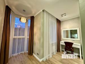 Таунхаус 250м², 3-этажный, участок 1 сот.  