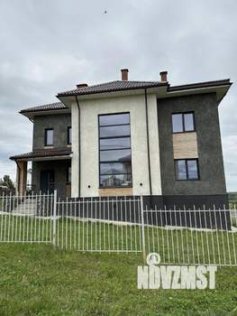 Коттедж 212м², 2-этажный, участок 14 сот.  