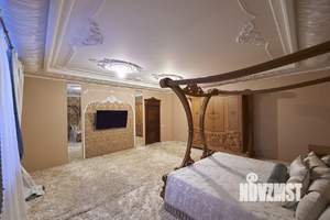 Коттедж 680м&sup2;, 2-этажный, участок 15 сот.  