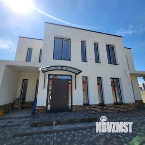 Коттедж 283м², 2-этажный, участок 8 сот.  