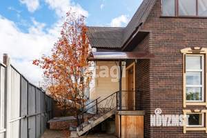 Дом 220м&sup2;, 3-этажный, участок 5 сот.  