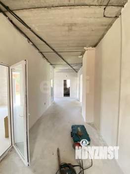 Дом 305м&sup2;, 2-этажный, участок 10 сот.  