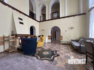 Коттедж 478м&sup2;, 3-этажный, участок 17 сот.  