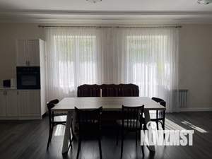 Дом 350м², 3-этажный, участок 24 сот.  