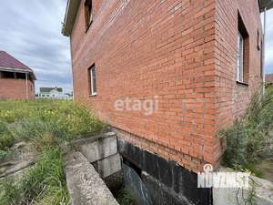 Дом 300м&sup2;, 2-этажный, участок 10 сот.  