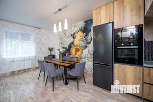 Коттедж 150м², 2-этажный, участок 10 сот.  
