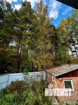 Дом 50м&sup2;, 2-этажный, участок 6 сот.  