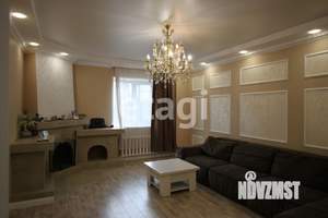 Дом 280м², 2-этажный, участок 11 сот.  