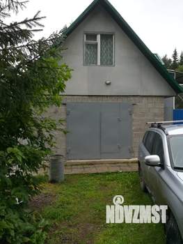 Дом 60м², 2-этажный, участок 9 сот.  