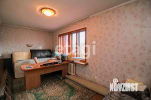 Дом 500м², 3-этажный, участок 10 сот.  