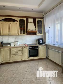 Коттедж 320м&sup2;, 2-этажный, участок 11 сот.  