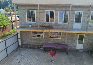 Дом 120м², 2-этажный, участок 10 сот.  