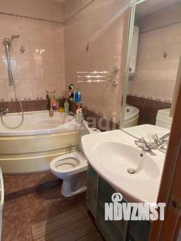 Дом 200м&sup2;, 1-этажный, участок 8 сот.  