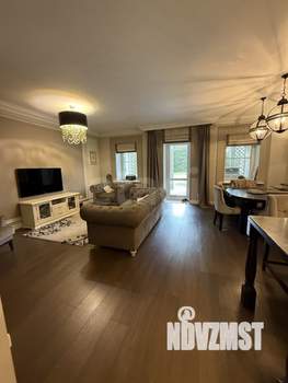 Таунхаус 182м&sup2;, 3-этажный, участок 3 сот.  