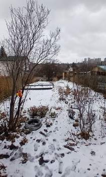 Дом 16м², 2-этажный, участок 4 сот.  