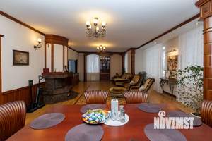 Дом 390м&sup2;, 4-этажный, участок 14 сот.  