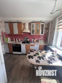 Дом 120м&sup2;, 2-этажный, участок 6 сот.  