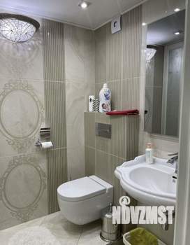 Коттедж 382м&sup2;, 3-этажный, участок 21 сот.  