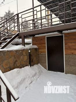 Дом 224м&sup2;, 3-этажный, участок 594 сот.  