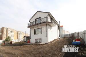 Дом 196м&sup2;, 3-этажный, участок 7 сот.  