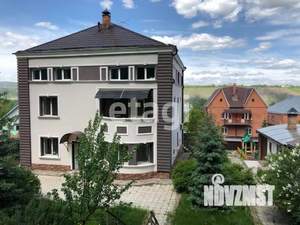 Дом 380м&sup2;, 3-этажный, участок 7 сот.  