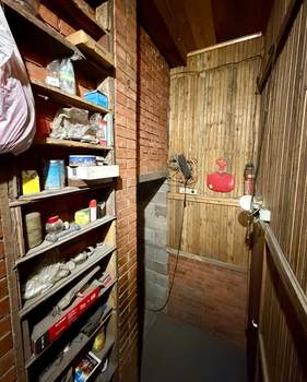 Дом 326м&sup2;, 3-этажный, участок 8 сот.  