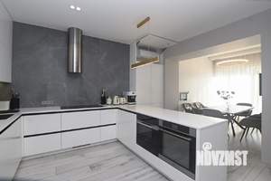 Таунхаус 340м², 3-этажный, участок 2 сот.  