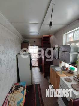 Дом 50м&sup2;, 2-этажный, участок 4 сот.  