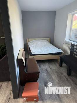 Дом 160м&sup2;, 2-этажный, участок 9 сот.  